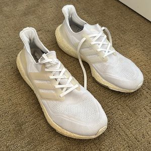 Adidas boost men’s size 11